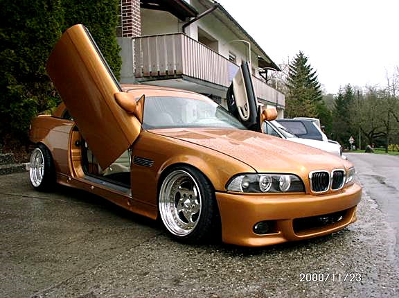 BMW 328 2001 photo - 10