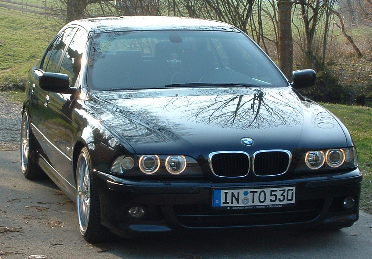 BMW 520d 2001 photo - 2