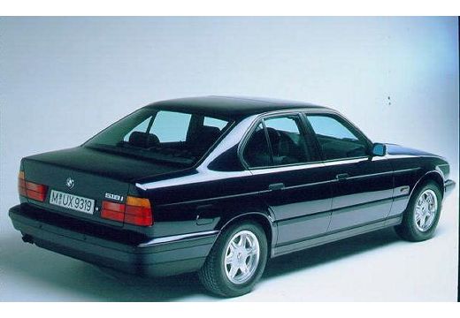 BMW 520i 1989 photo - 4