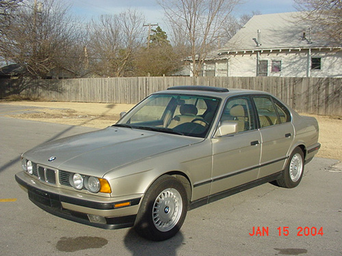 BMW 520i 1990 photo - 8