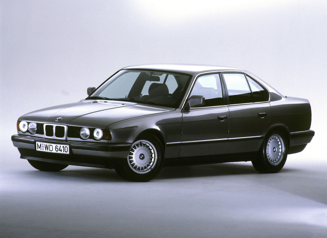 BMW 520i 1992 photo - 1