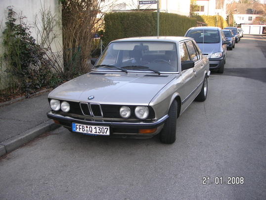 BMW 520i 1998 photo - 9