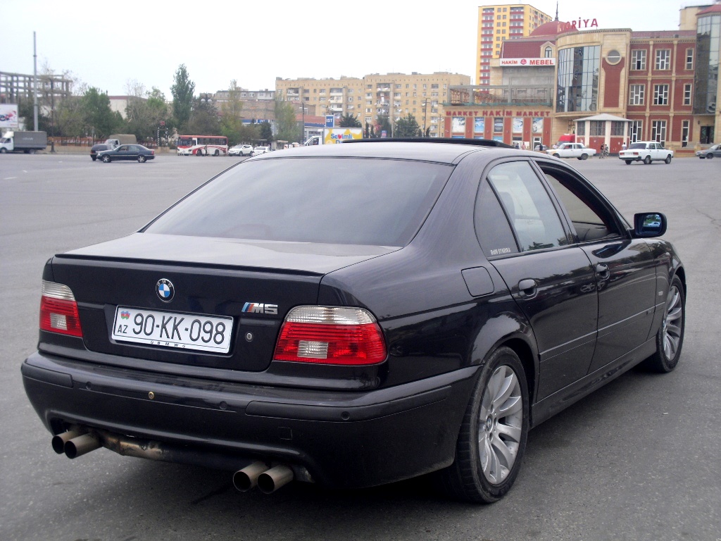 BMW 528 1999 photo - 3
