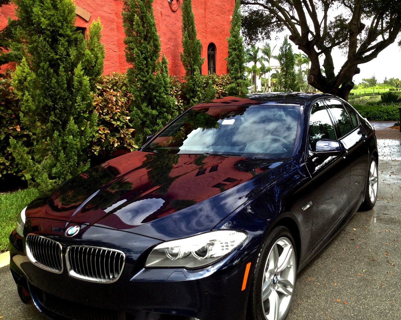 BMW 535Xi 2013 photo - 10
