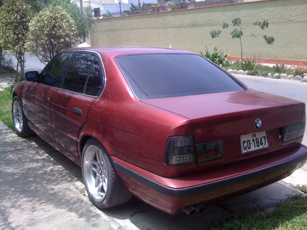 BMW 540i 1994 photo - 3