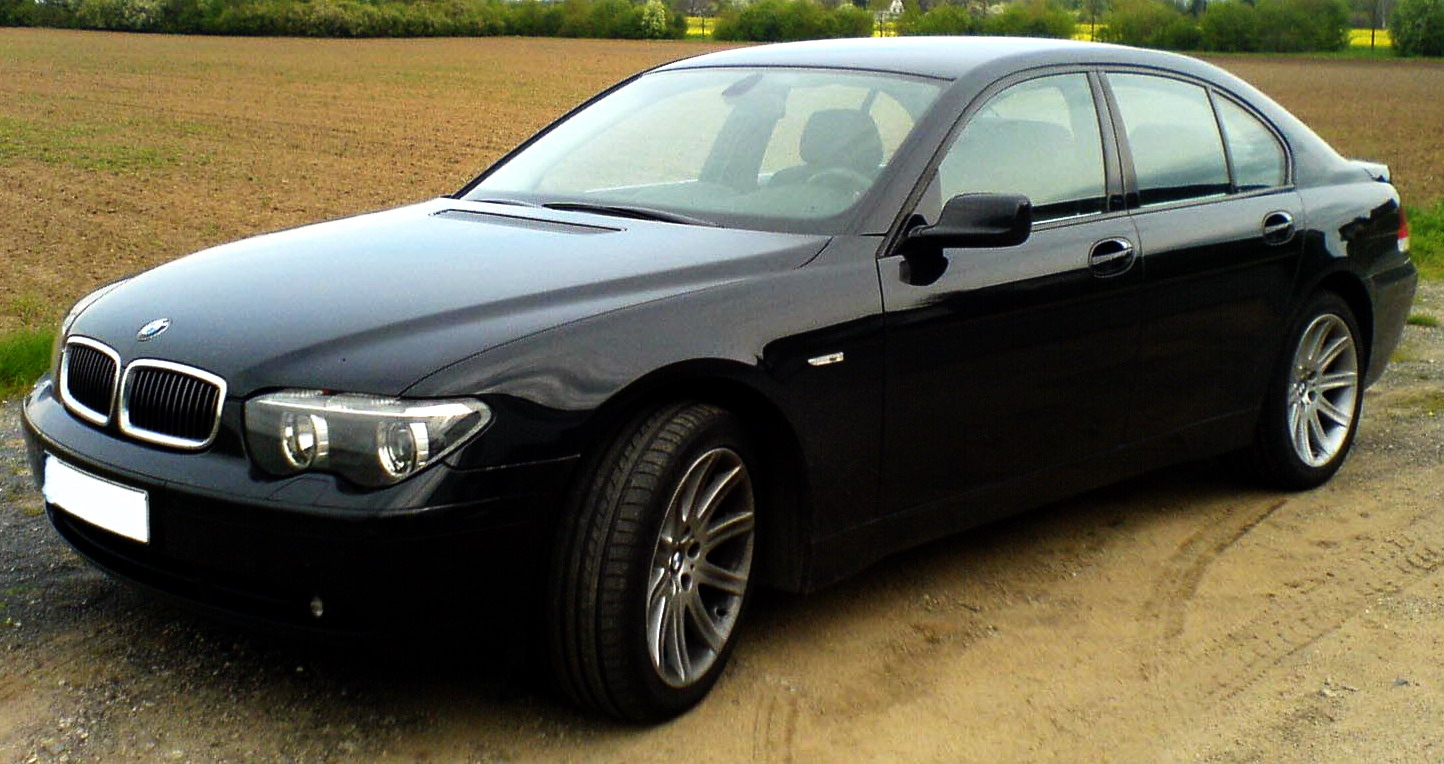 BMW 7-series 2004 photo - 2