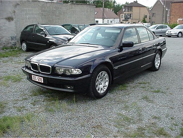 BMW 730 2001 photo - 1