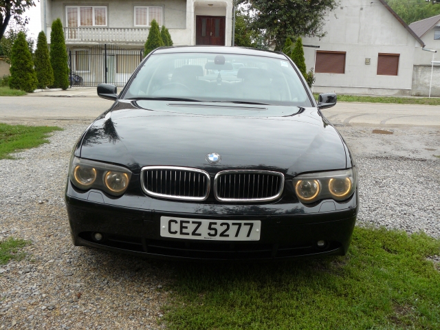BMW 730 2004 photo - 6