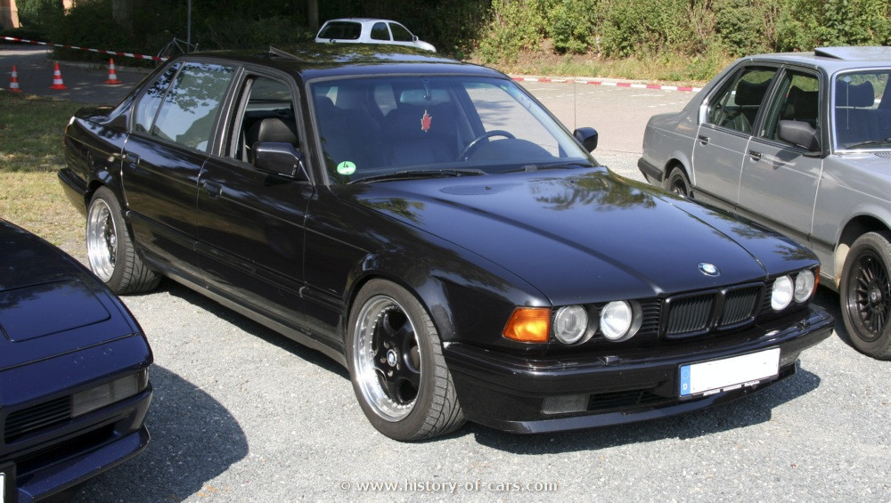 BMW 730i 1992 photo - 2