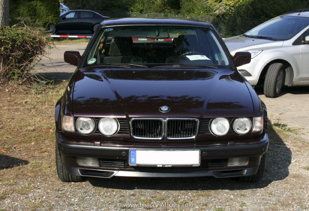 BMW 730i 1992 photo - 5