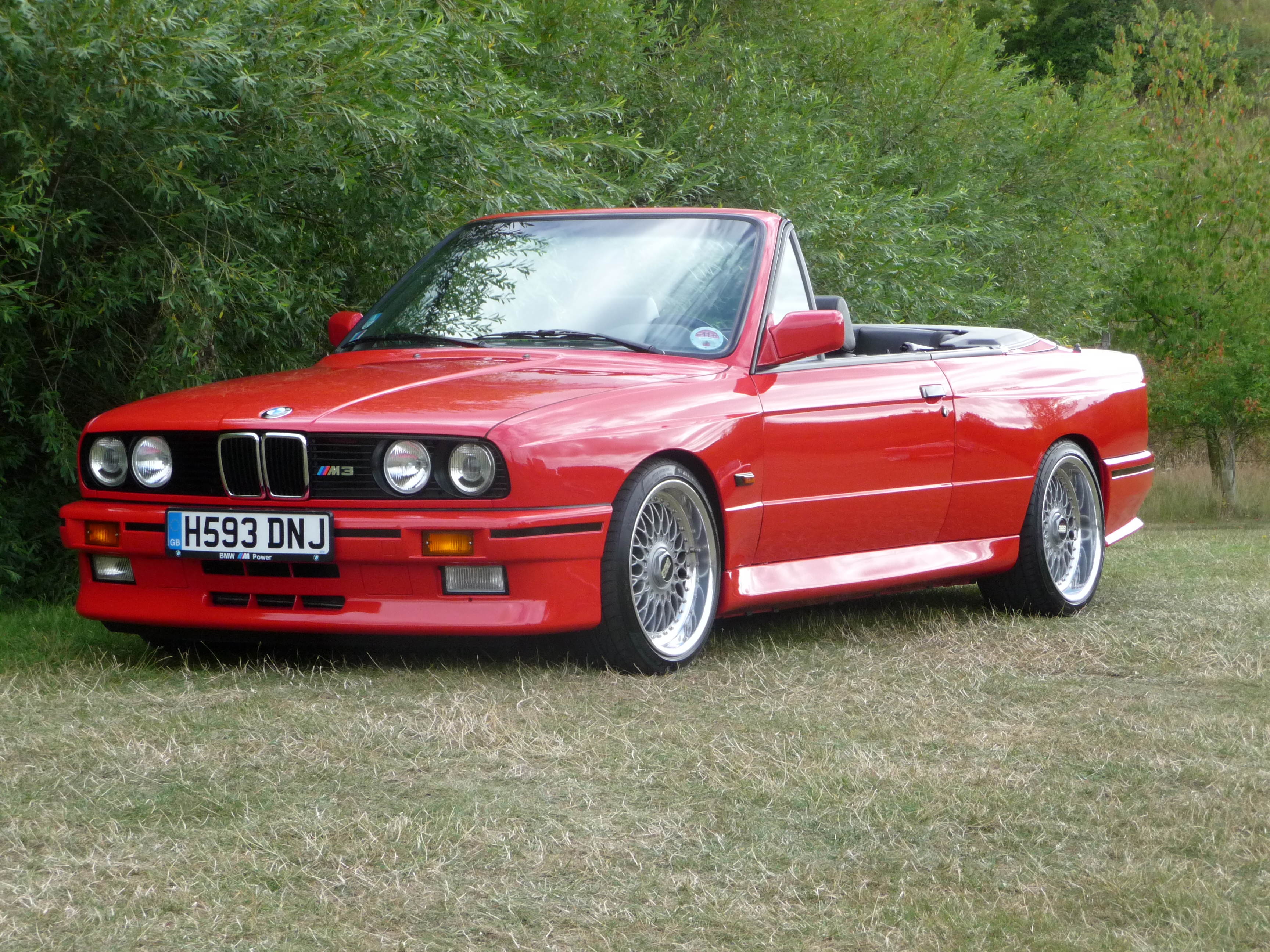 BMW M3 1991 photo - 9