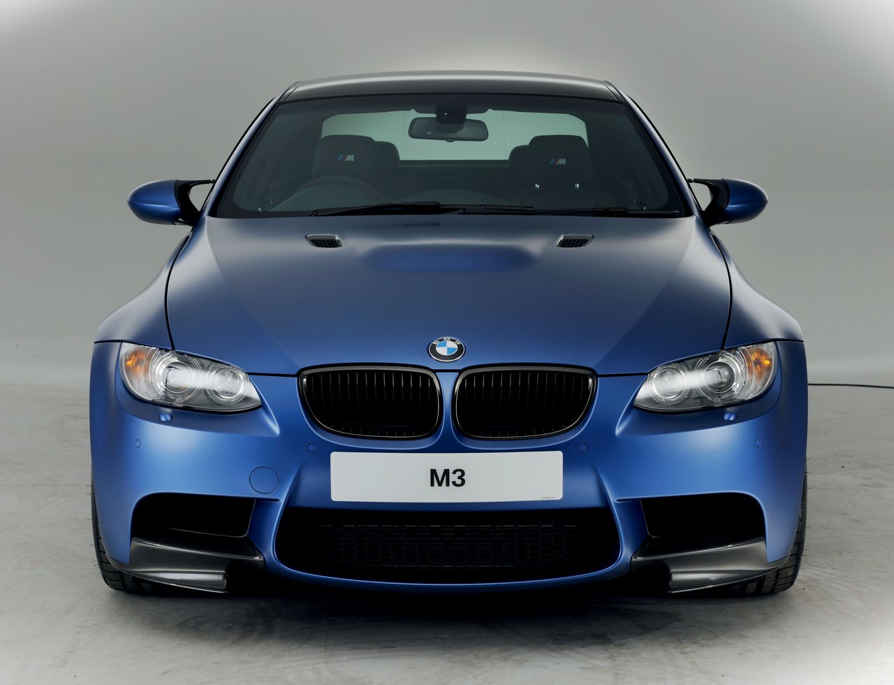 BMW M3 2012 photo - 8