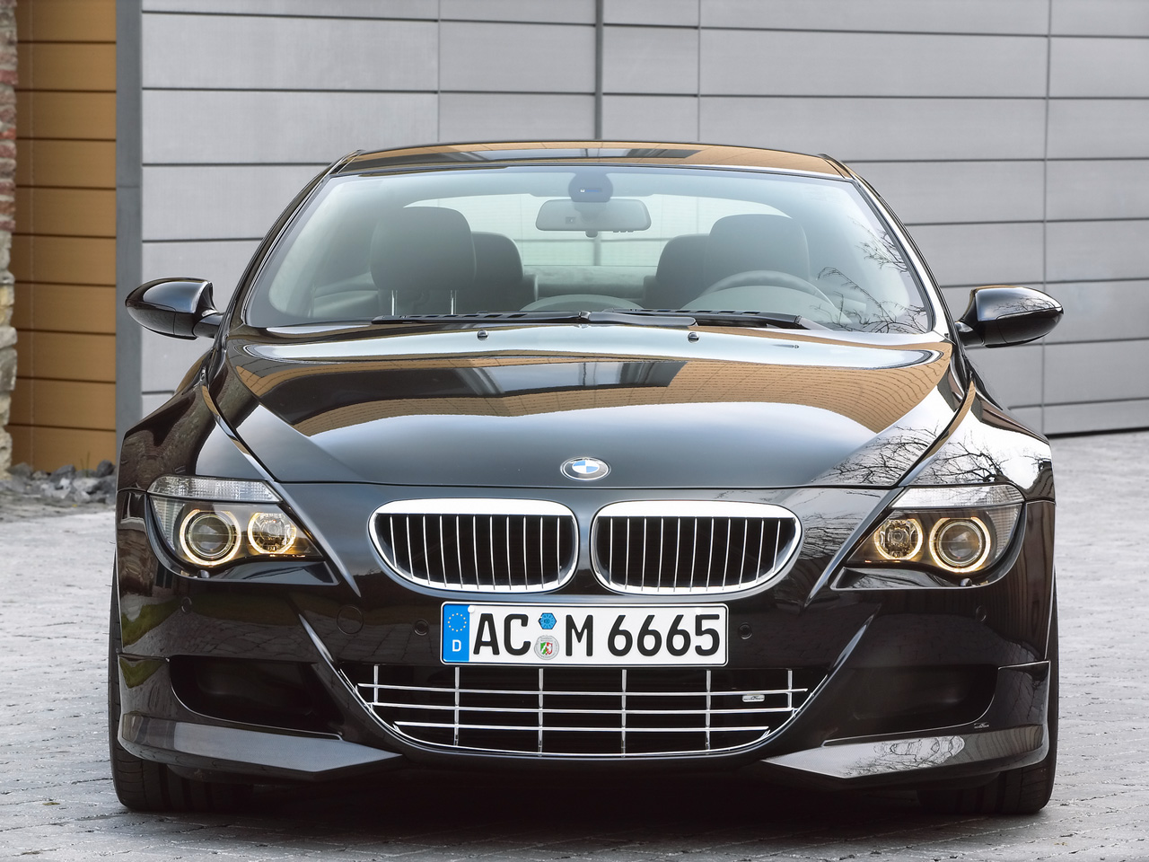 BMW M6 2006 photo - 2