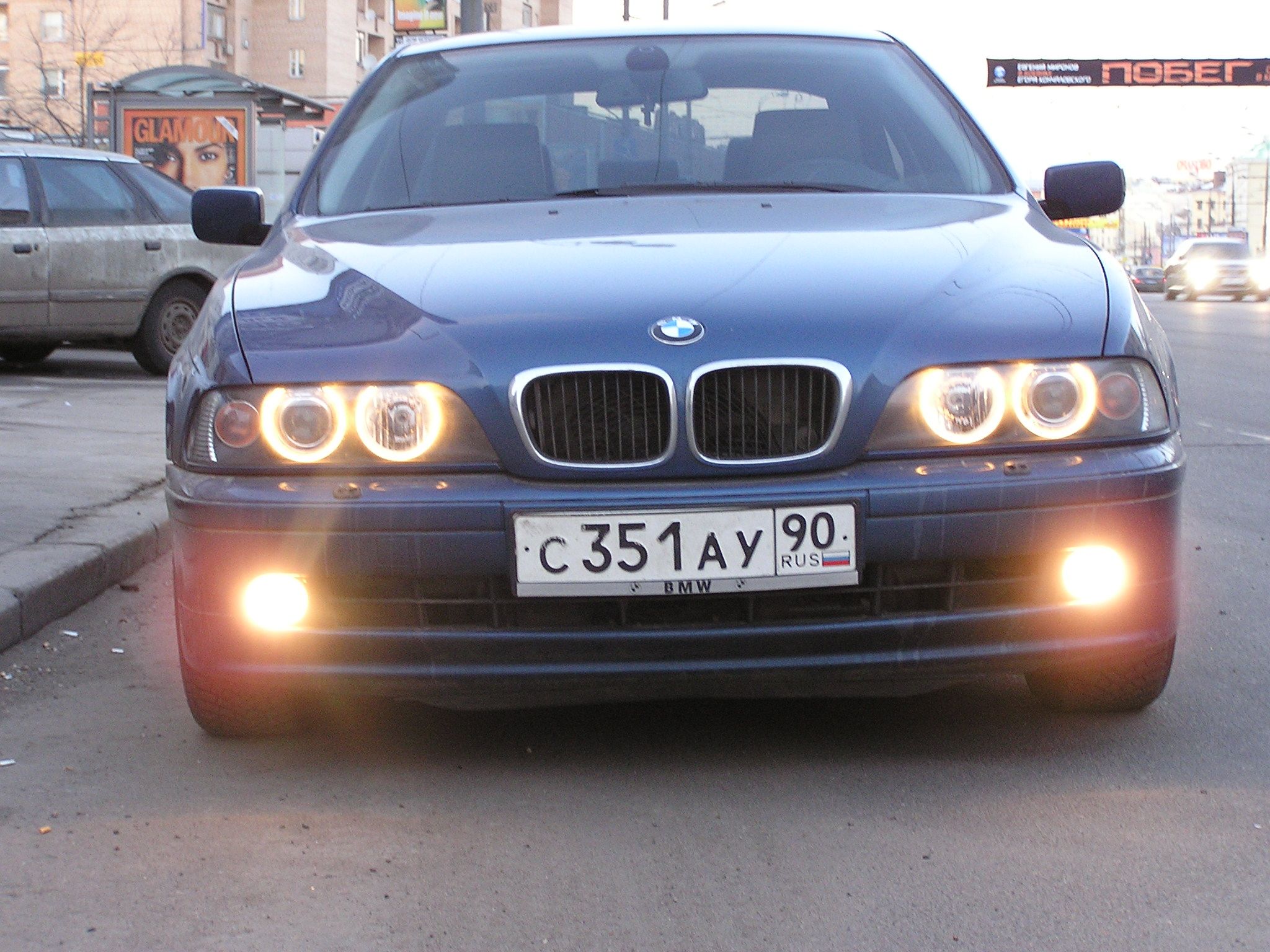 BMW Sedan 2001 photo - 1