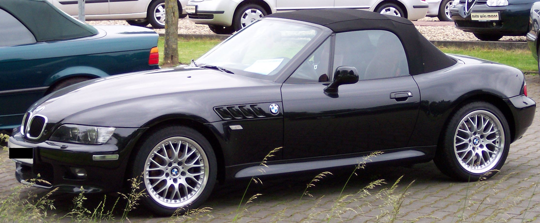 BMW Z4 1996 photo - 2