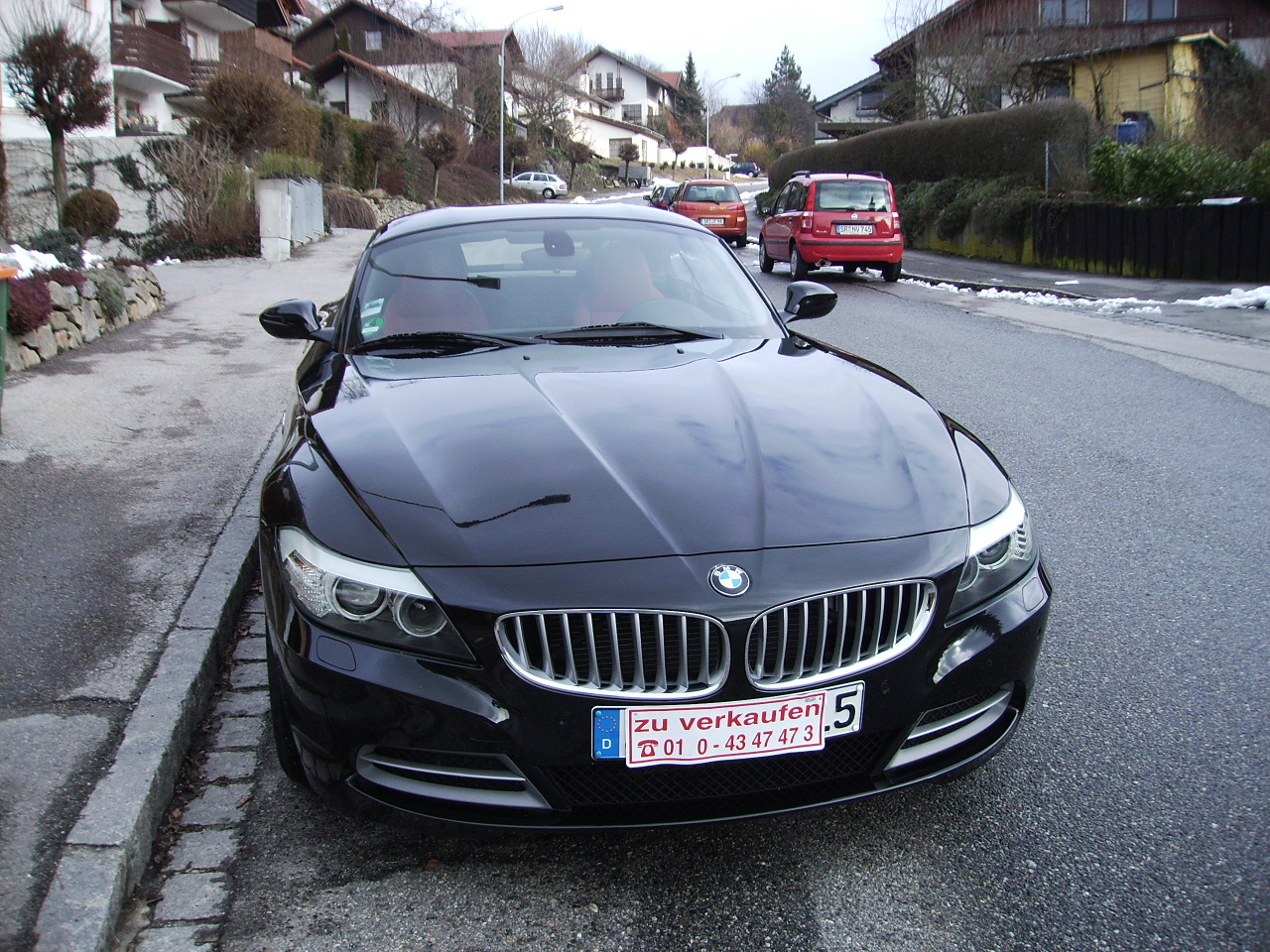 BMW Z4 2012 photo - 8