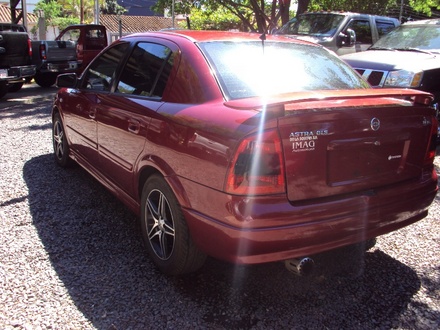 Chevrolet Astra 2001 photo - 3