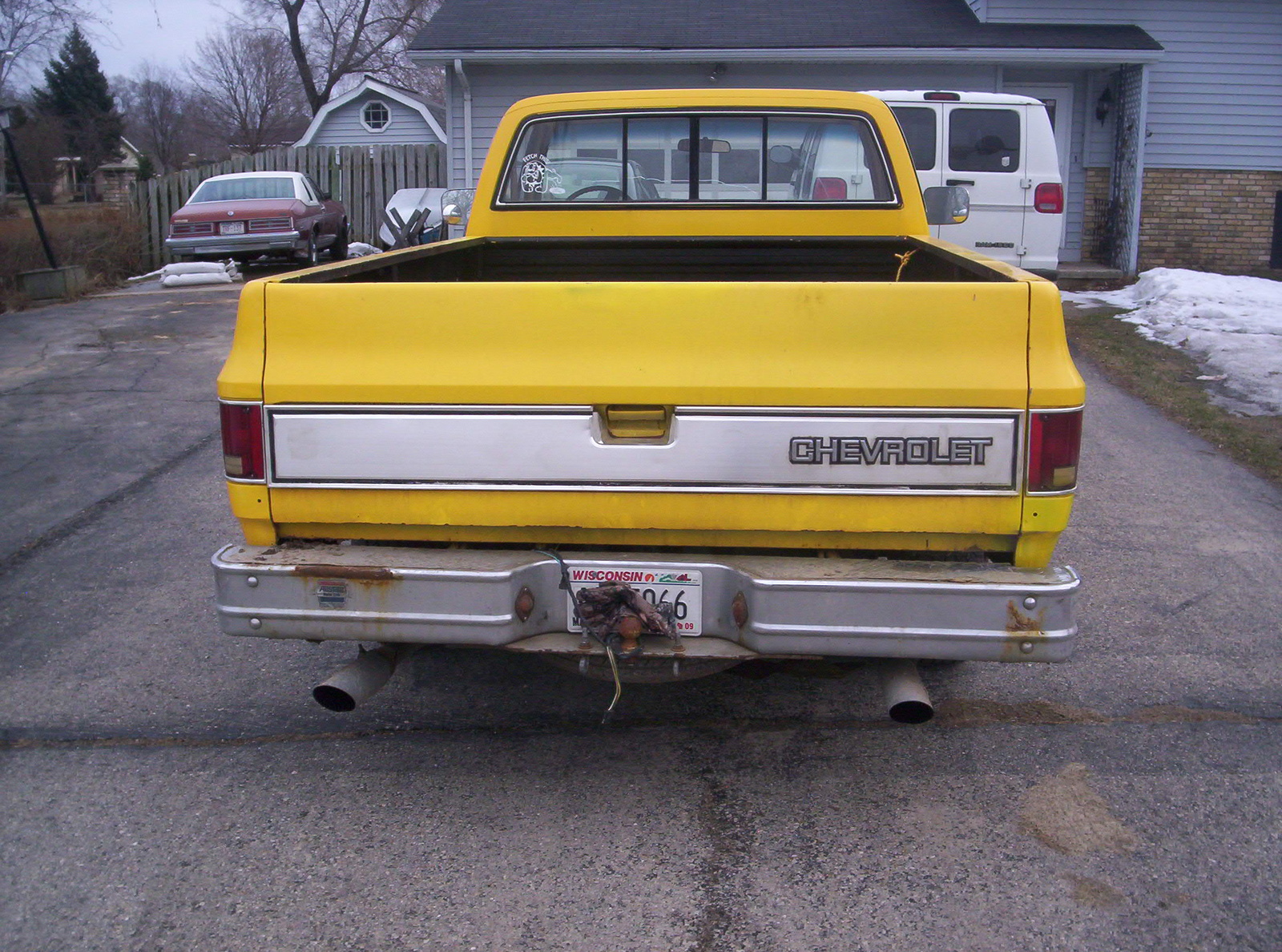 Chevrolet c 10 1984 photo - 4