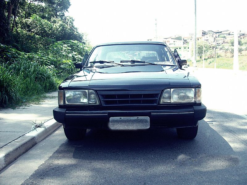 Chevrolet opala 1990 photo - 4