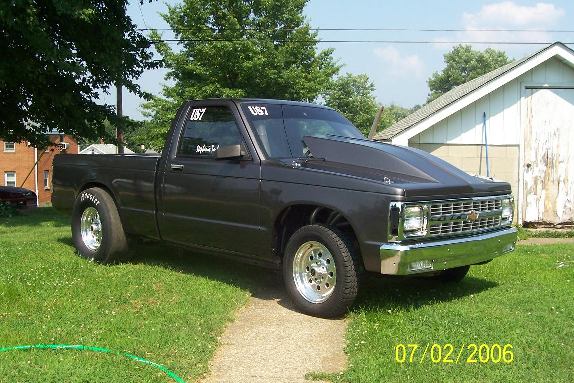 Chevrolet s 10 1986 photo - 1