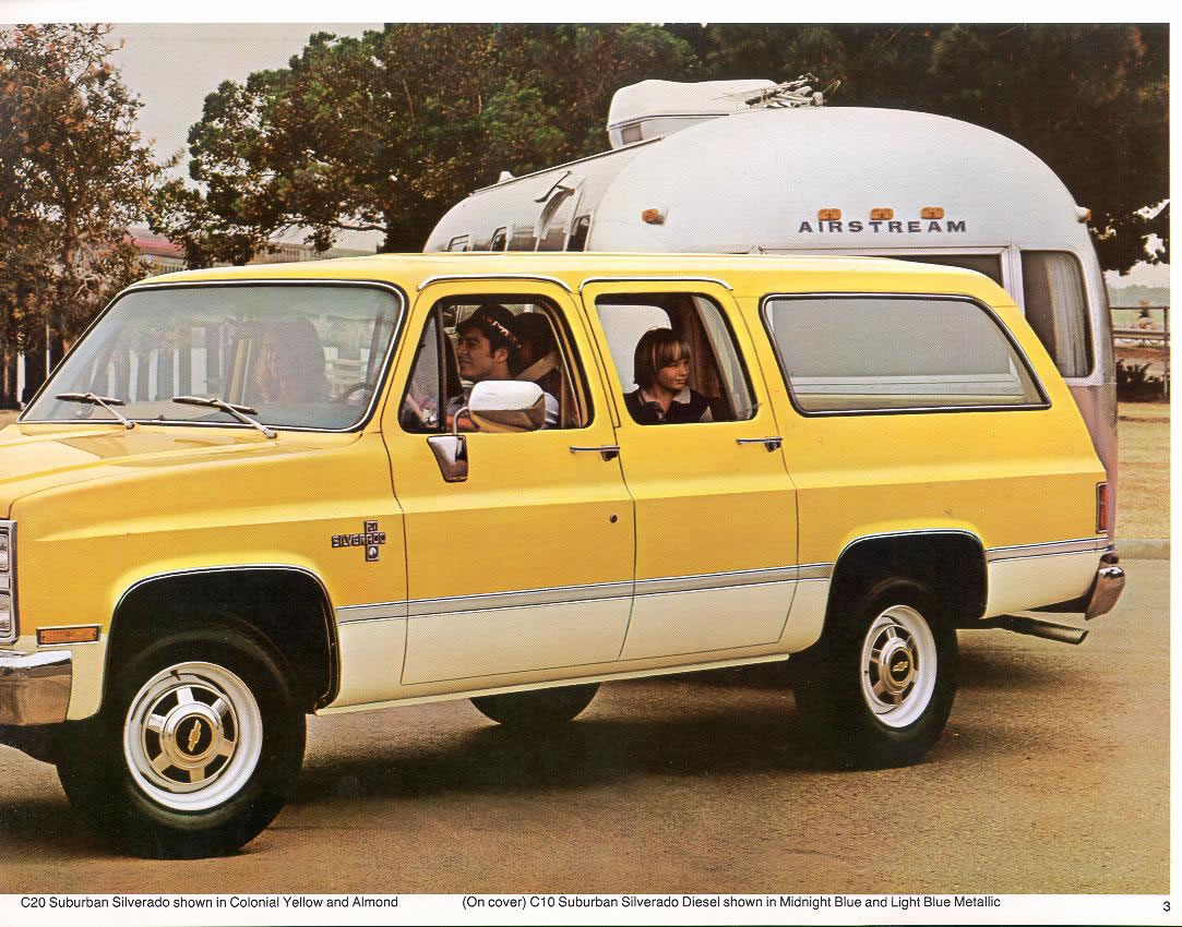 Chevrolet suburban 1982 photo - 2