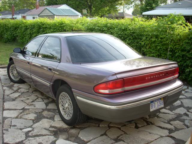 Chrysler concorde 1995 photo - 2