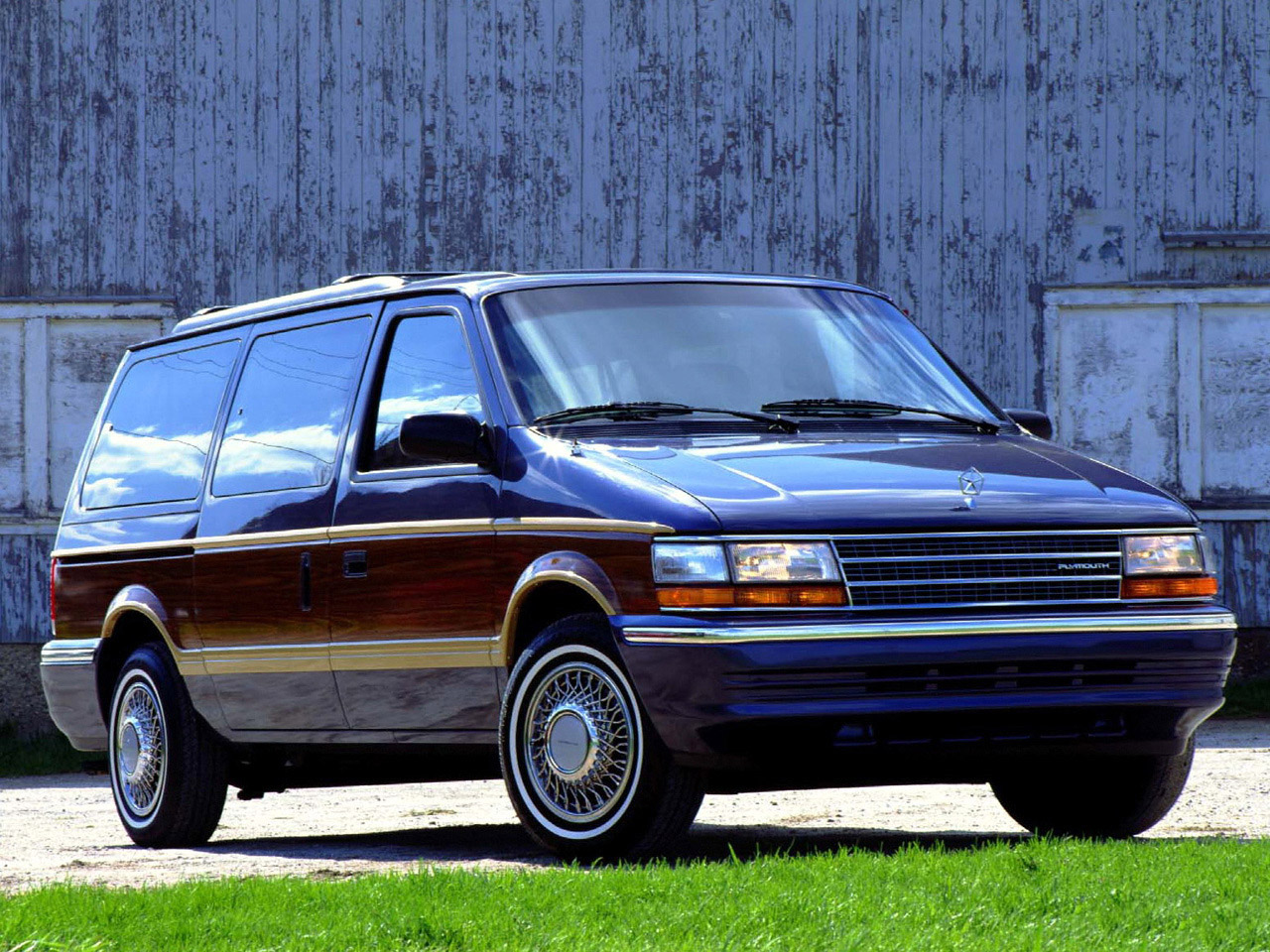 Chrysler Voyager 1991 photo - 2
