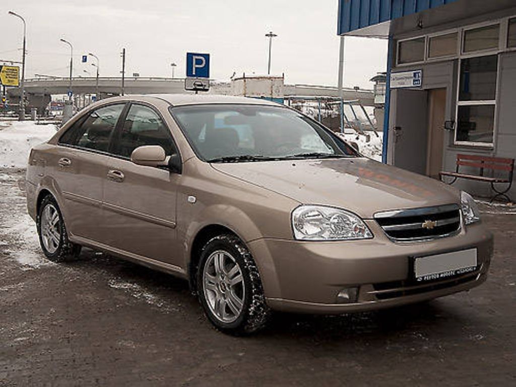 Daewoo Lacetti 2005 Review, Amazing Pictures and Images