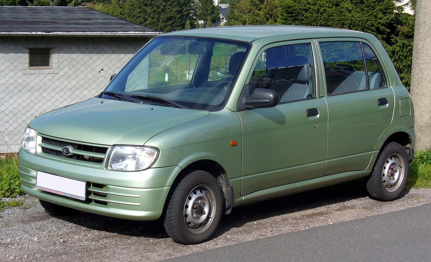 Daihatsu Cuore 2001 photo - 2