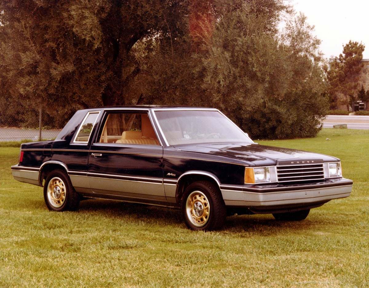 Dodge Dart 1985 photo - 3