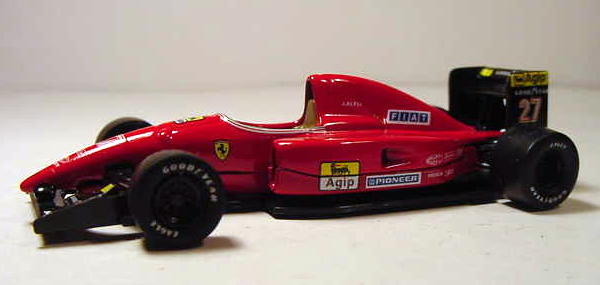 Ferrari F1 1992 photo - 2
