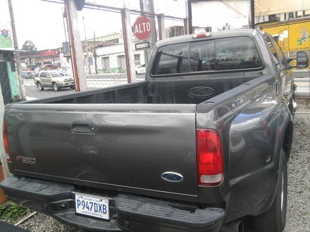 Ford 350 2002 photo - 6