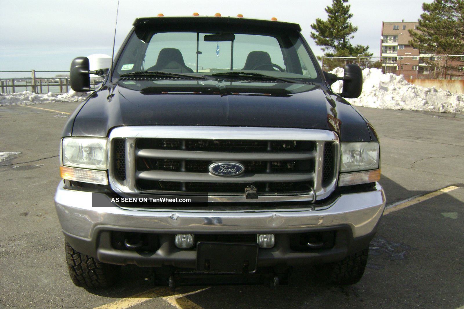 Ford 350 2002 photo - 9