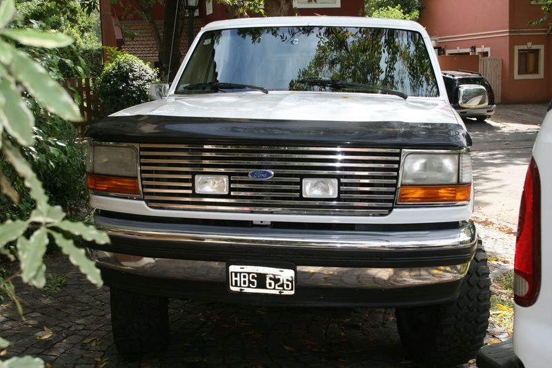 Ford Bronco 1993 photo - 5