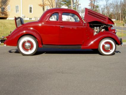 Ford Coupe 1936 photo - 10