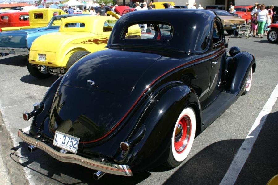 Ford Coupe 1936 photo - 2