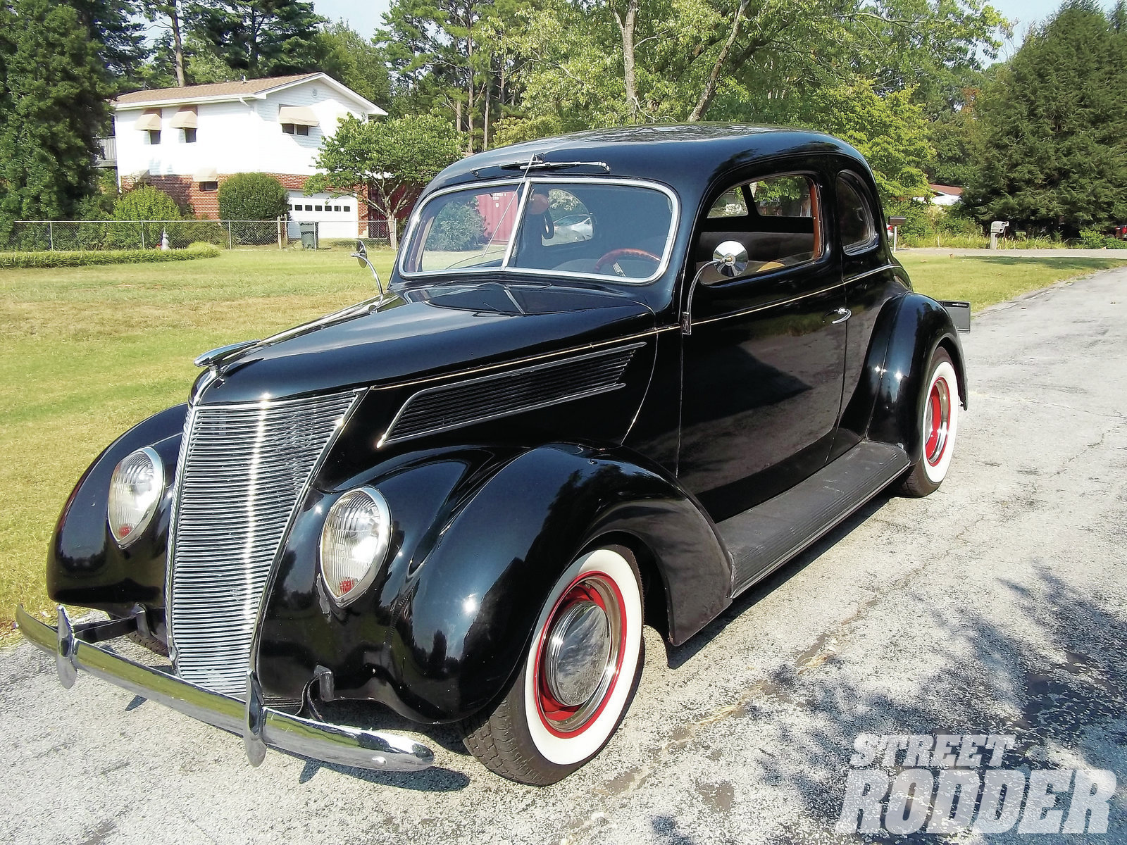 Ford coupe 1937 photo - 10