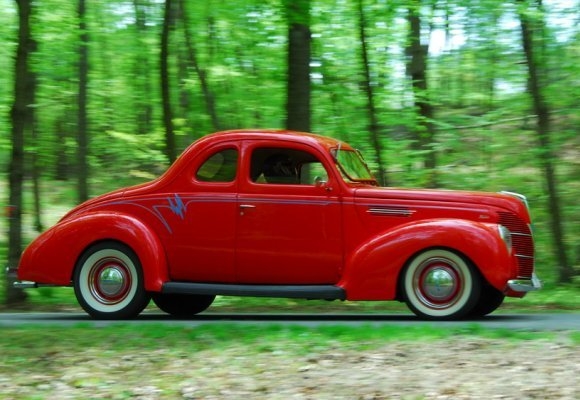Ford Coupe 1938 photo - 3