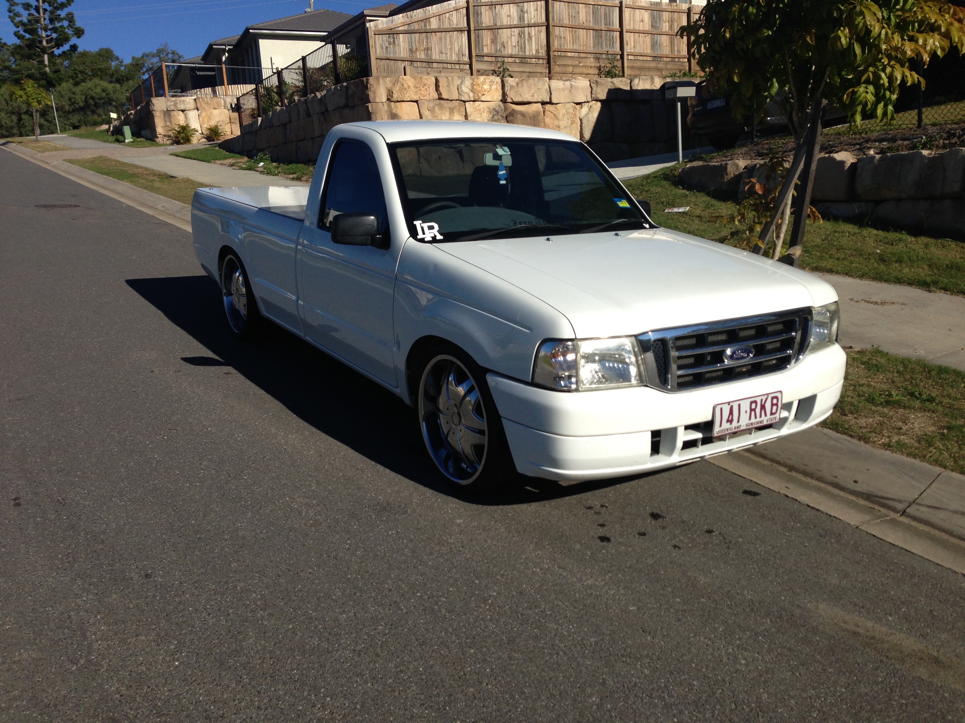 Ford courier 2005 photo - 3