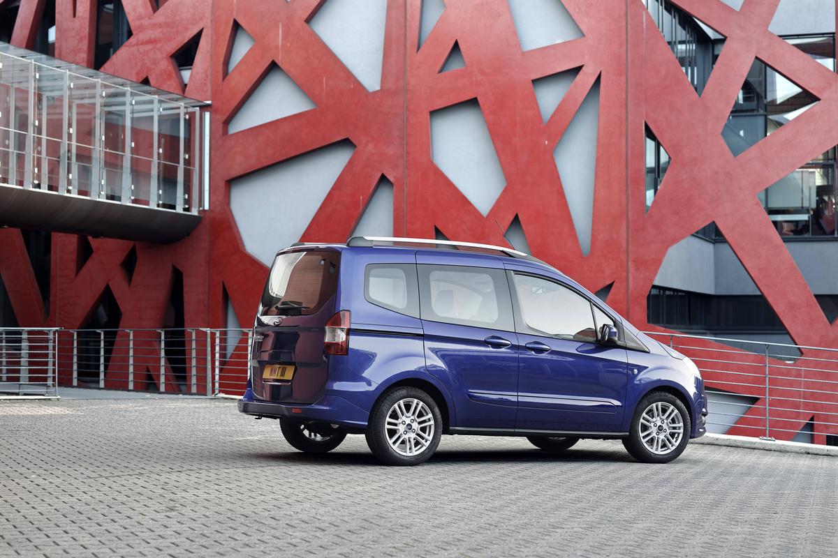 Ford courier 2015 photo - 7