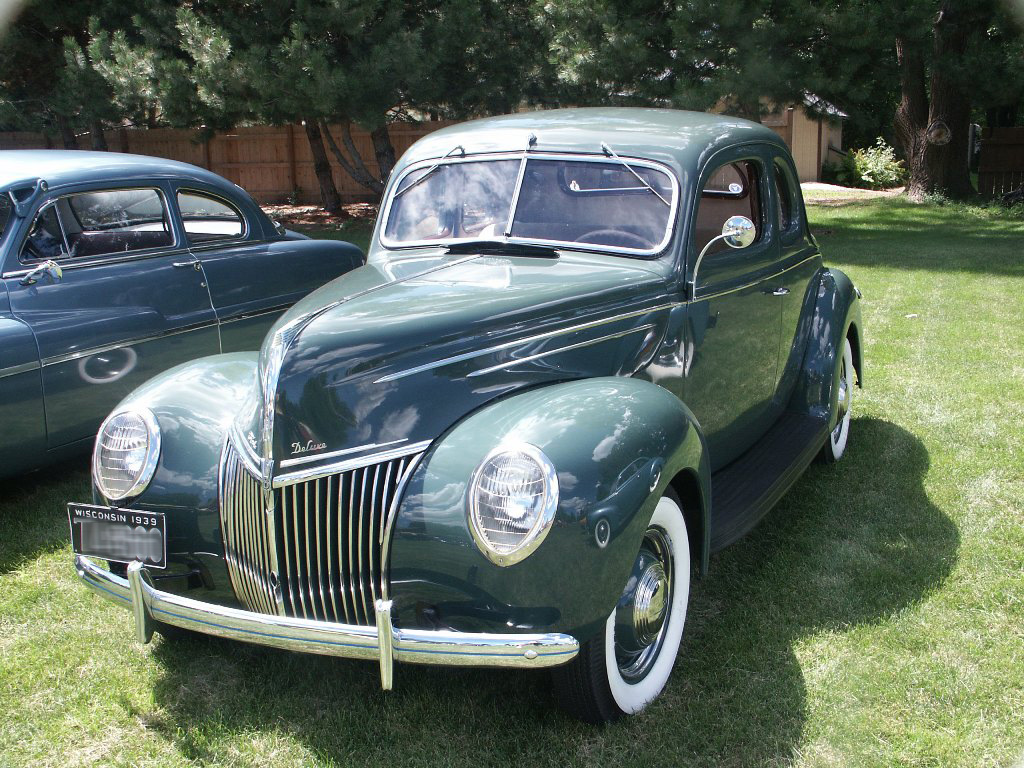 Ford deluxe 1939 photo - 3