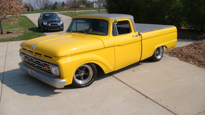 Ford F-100 1961 photo - 4
