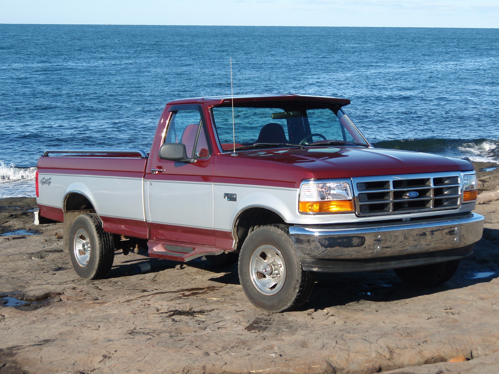 Ford f-150 1982 photo - 10