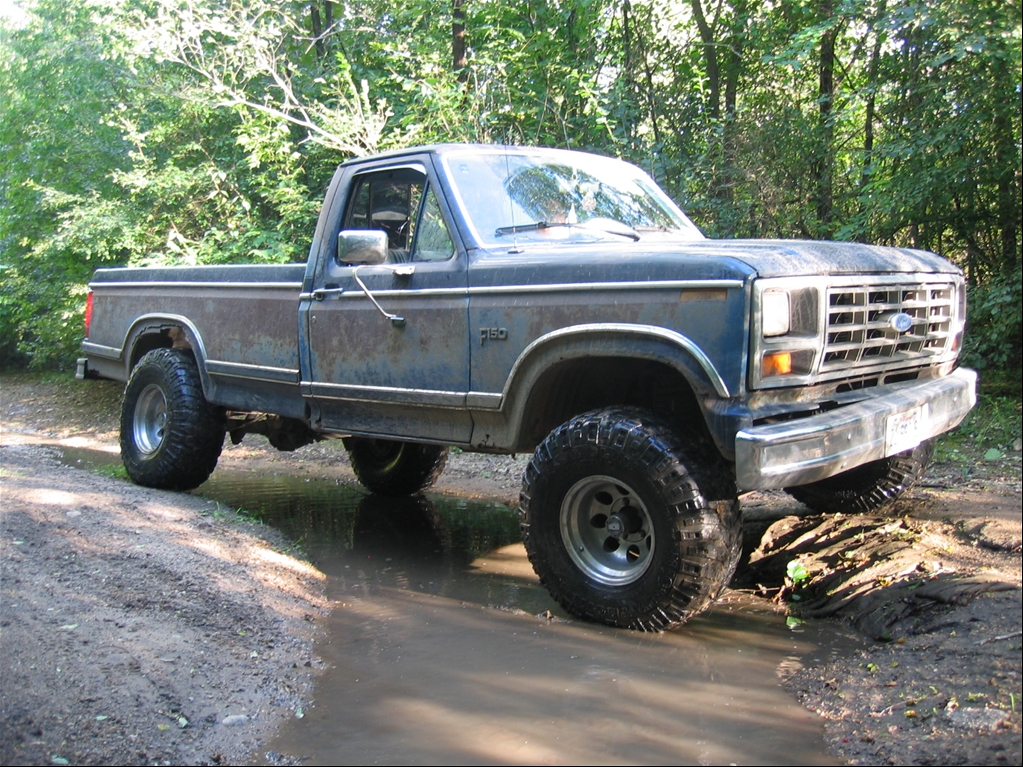 Ford f-150 1984 photo - 3