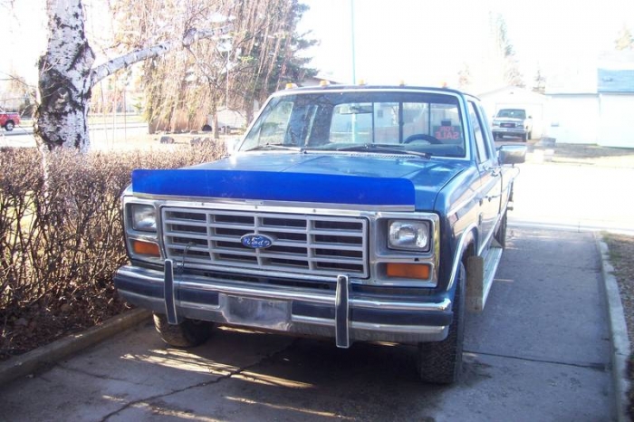 Ford f-150 1984 photo - 9