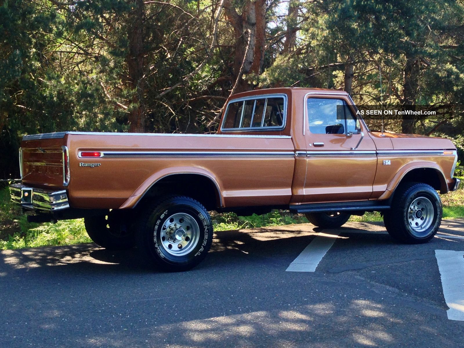 Ford f-250 1973 photo - 2