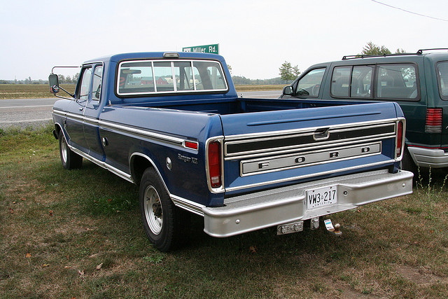 Ford f-250 1975 photo - 3