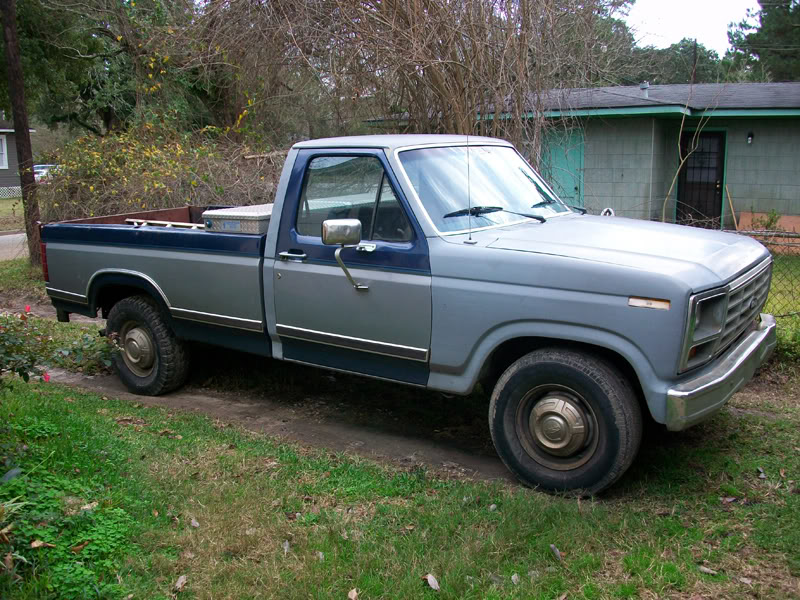 Ford f-250 1984 photo - 2