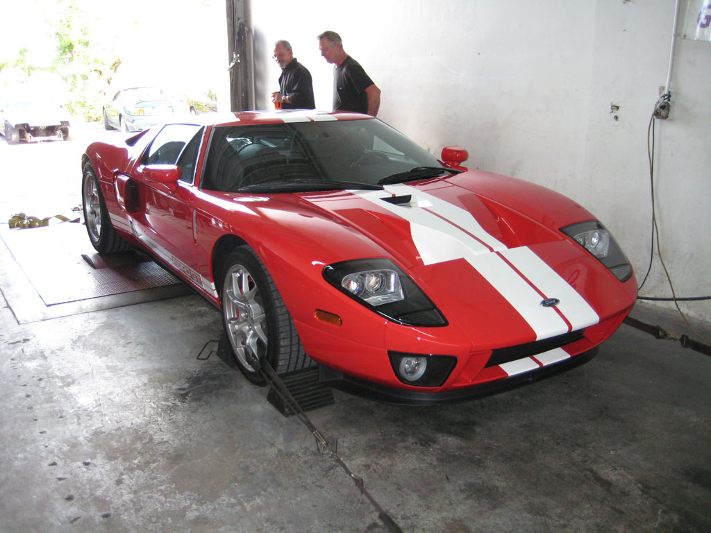 Ford GT40 1966 photo - 4