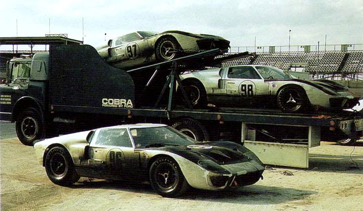 Ford GT40 1967 photo - 3